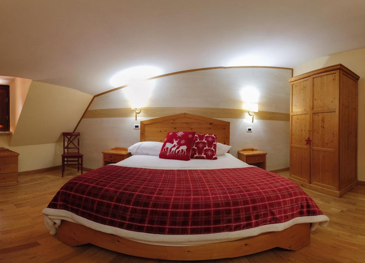 Abete Bianco - Albergo Del Natale Camigliatello Silano Buitenkant foto