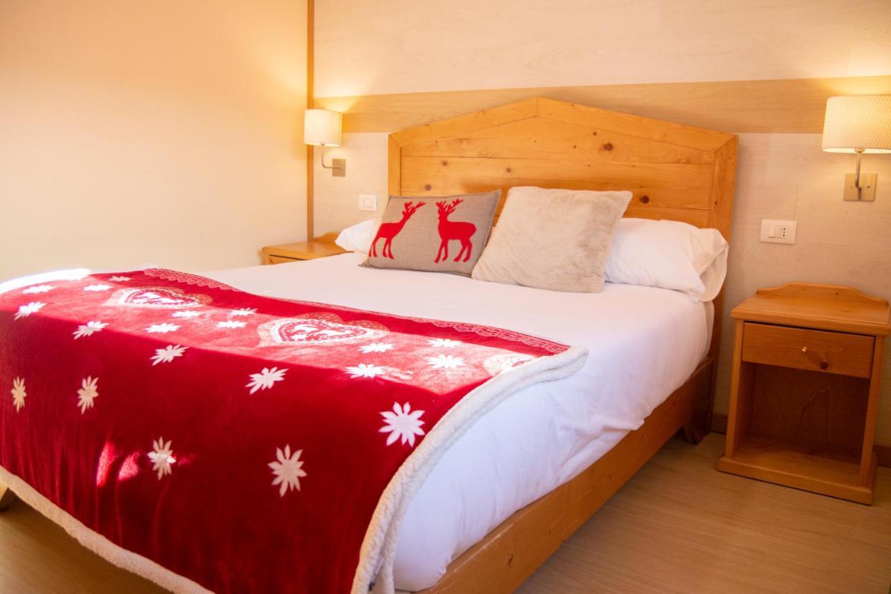 Abete Bianco - Albergo Del Natale Camigliatello Silano Buitenkant foto
